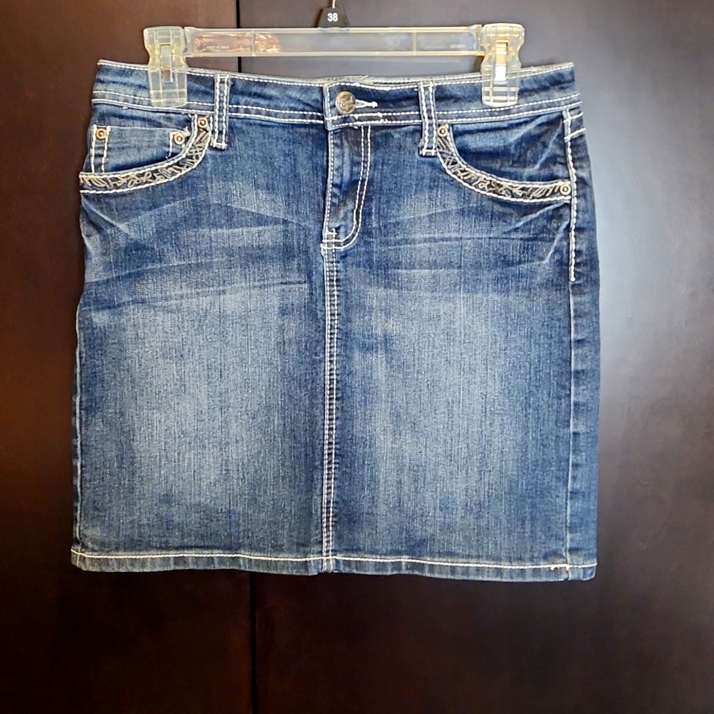Jean skirt size 6